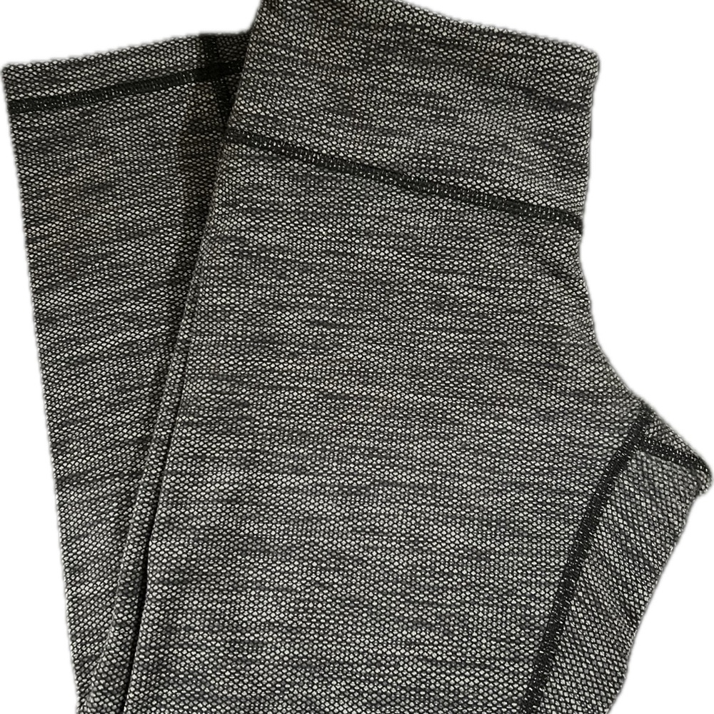 Womens LULULEMON leggings capri